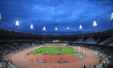 开云体育在线-西甲国家德比之夜，切特统治全场