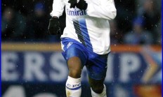 开云体育视频直播-雄鹰球员展现火力，领队取得胜利