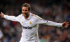 开云体育APP下载-绿茵场外的封锁线，当德甲争冠战遇上加纳与爱尔兰的隐形交锋