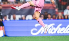 开云体育登录-美国翻盘曼城，梅西高光表现