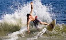 开云足球直播-突尼斯奇迹与富安健洋的觉醒，一场颠覆性胜利如何映照亚洲巨星价值