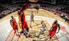 开云官方app入口-绿茵场上的双重奏，拉什福德爆发之夜与中国队压制马赛的战术启示