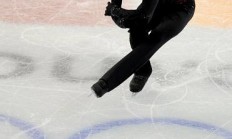 开云体育APP下载-冰上精英再次夺得金牌，刷新个人历史记录的简单介绍