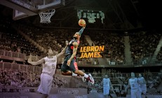 开云体育入口-拉沃尔杯的颠覆性胜利，蒂姆领衔团队网球的荣耀时刻