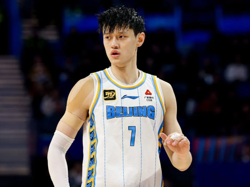 四川男篮凭实力胜出，成功晋级