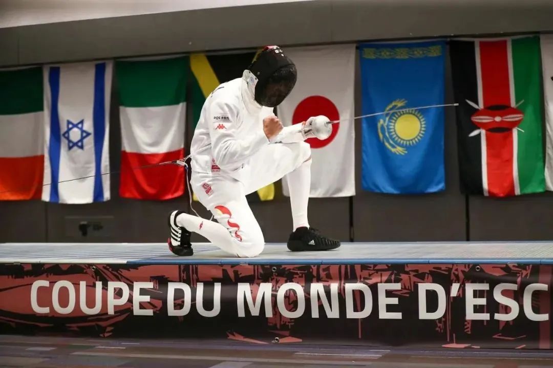 荷兰运动员突破自我，获得佳绩的简单介绍