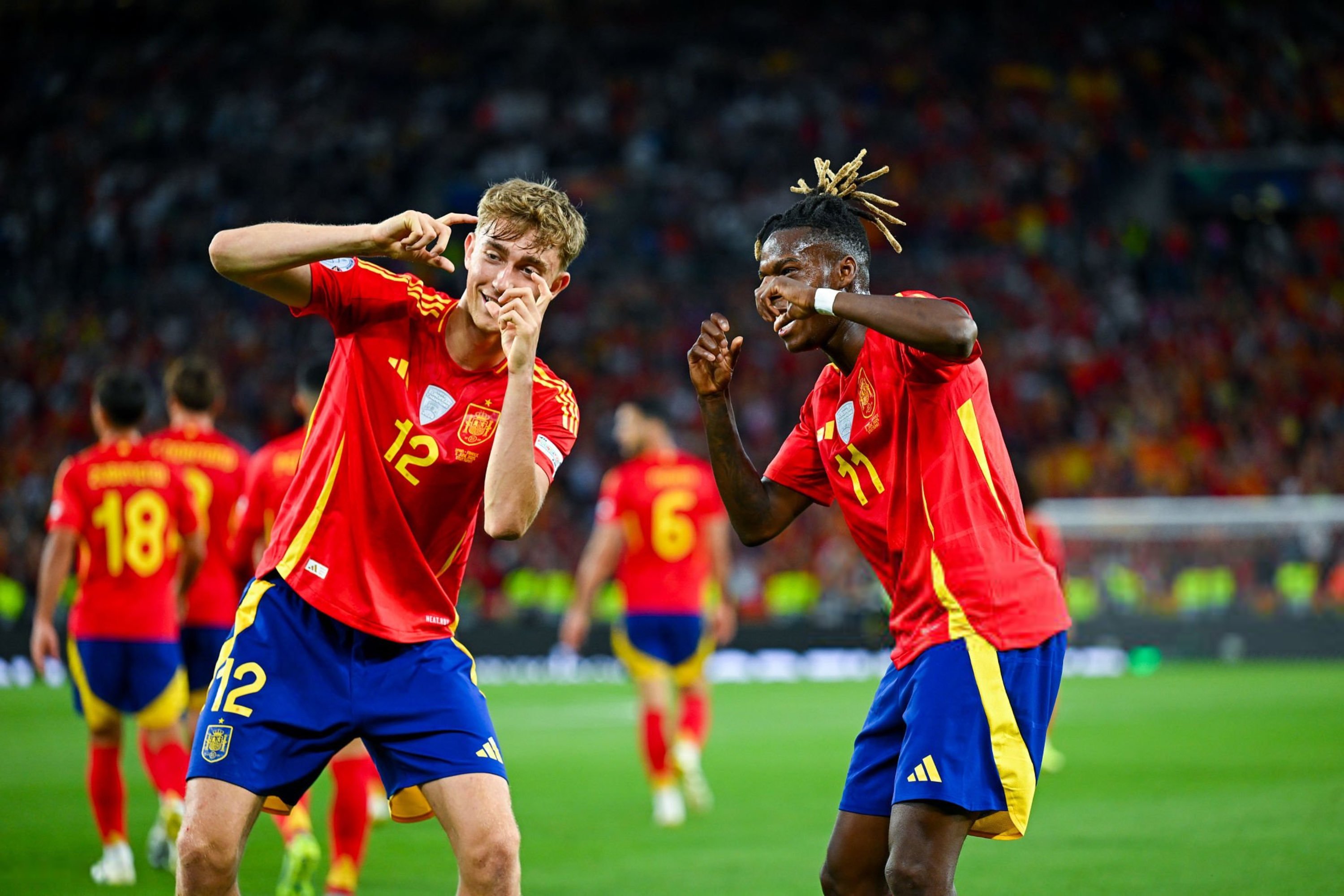 欧国联比赛球队备战状态火热，积极备战的简单介绍