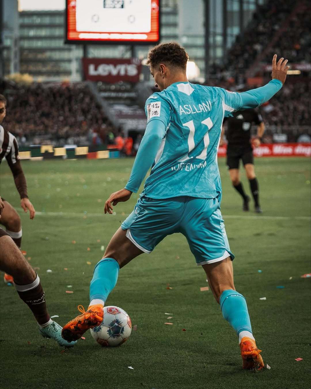 巴塞罗那强势补强，成为欧洲豪门的简单介绍