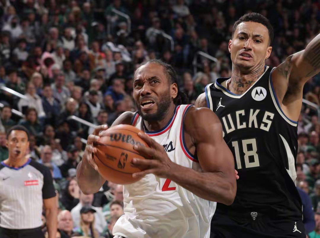 雄鹿队连胜势头不减，目前成为东部榜首