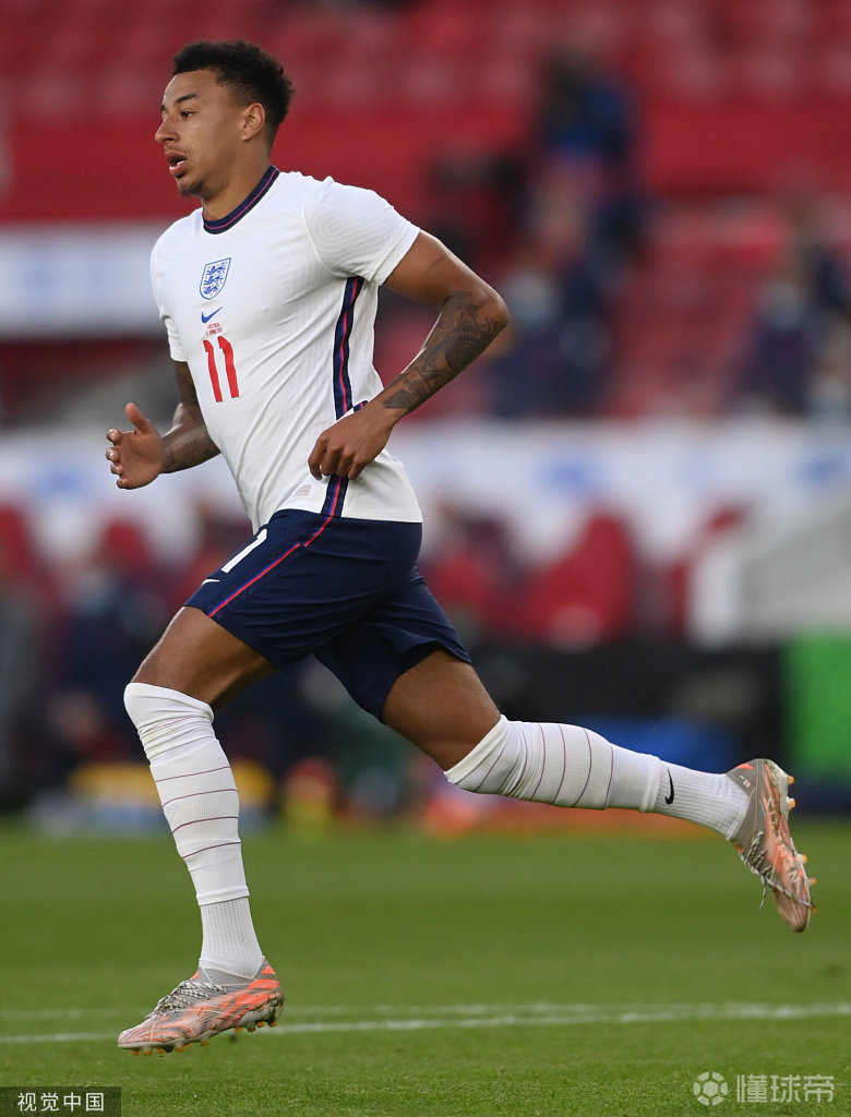 英格兰队翻盘奥地利队,梁靖崑扛起全队 英格兰队翻盘奥地利队,梁靖崑扛起全队