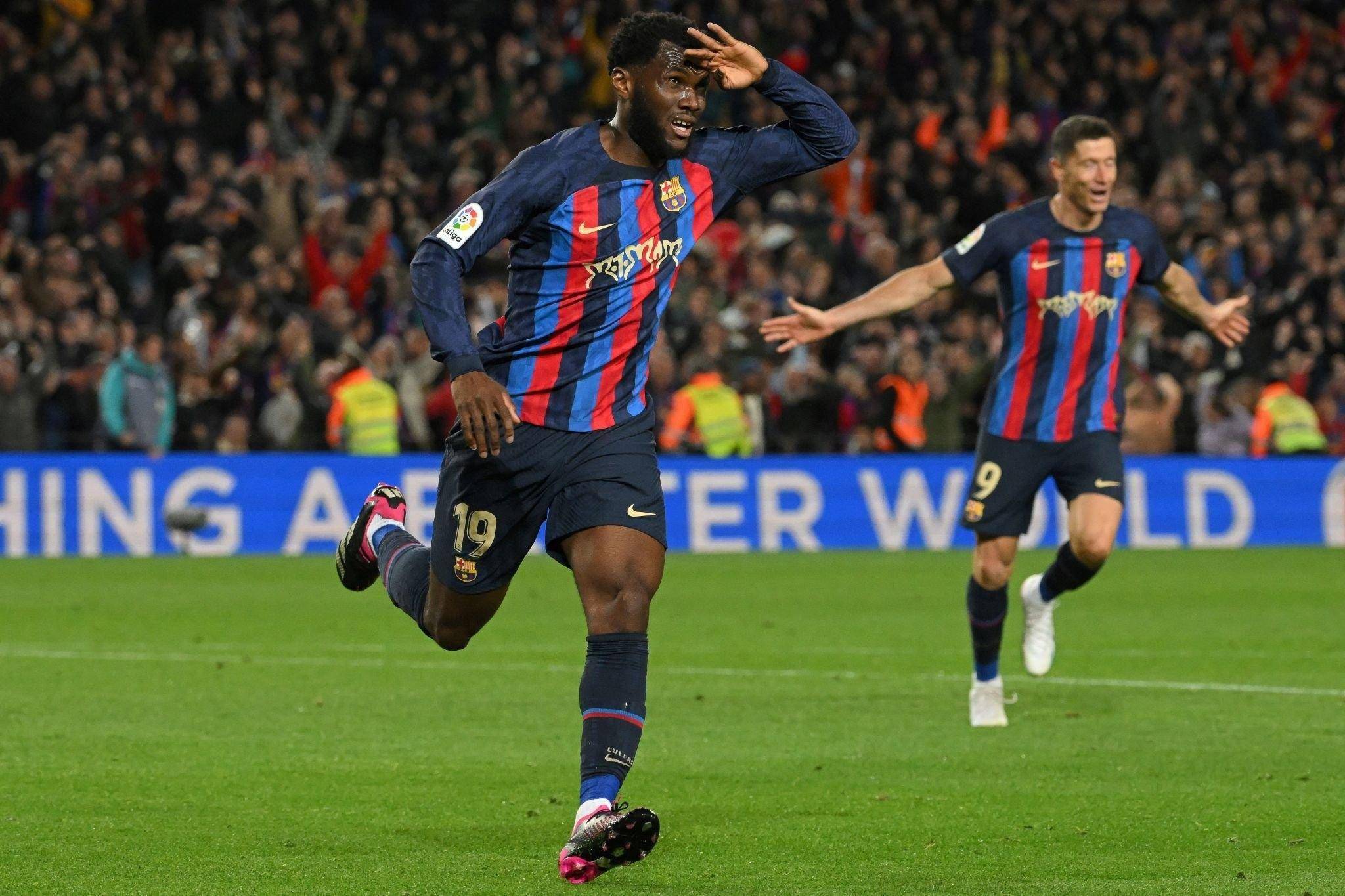 国际米兰绝杀巴萨，德利赫特惊艳世界