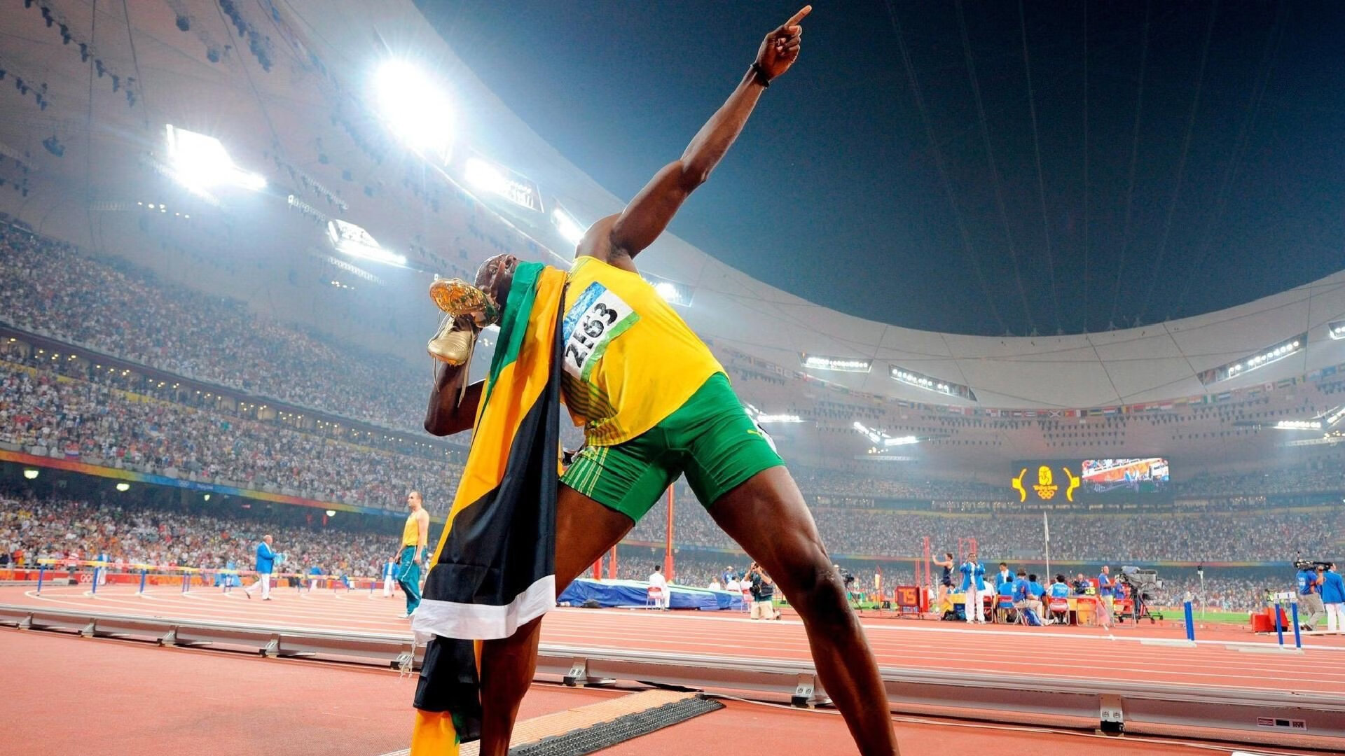 赛道逆袭，哈斯车队惊天翻盘，周冠宇状态火热点燃F1新格局