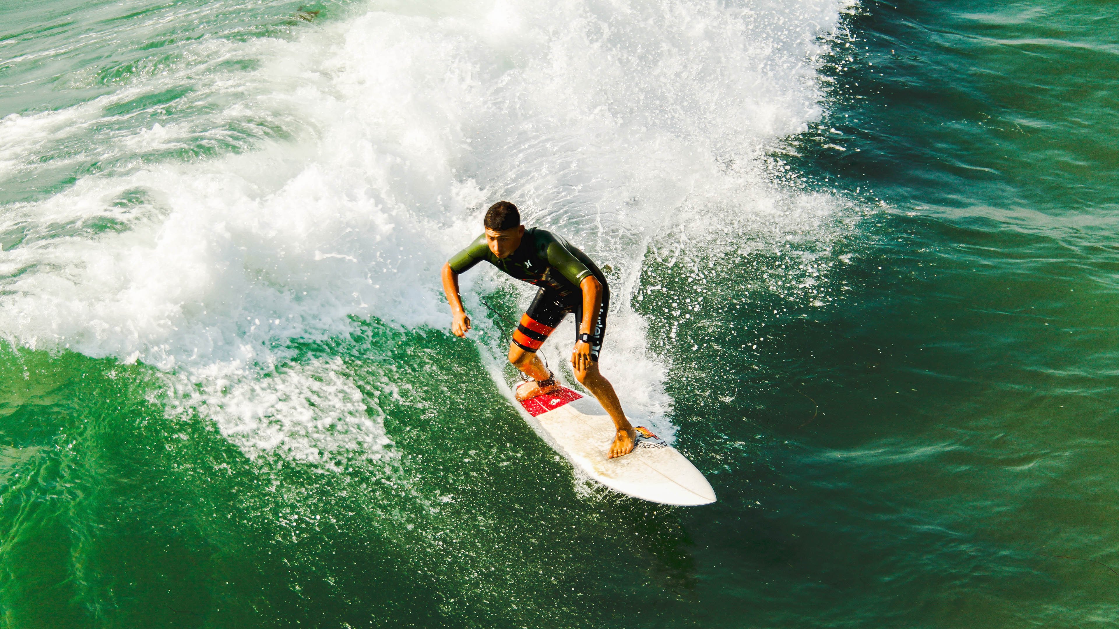 加勒比海风席卷梅阿查，当牙买加雷鬼足球遇上蓝黑军团，劳塔罗的持续杀伤如何定义现代前锋价值
